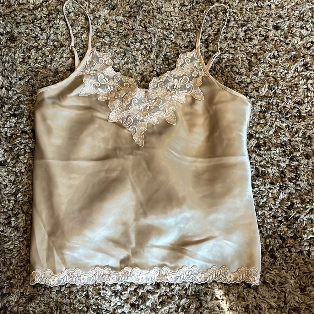 Sleep top